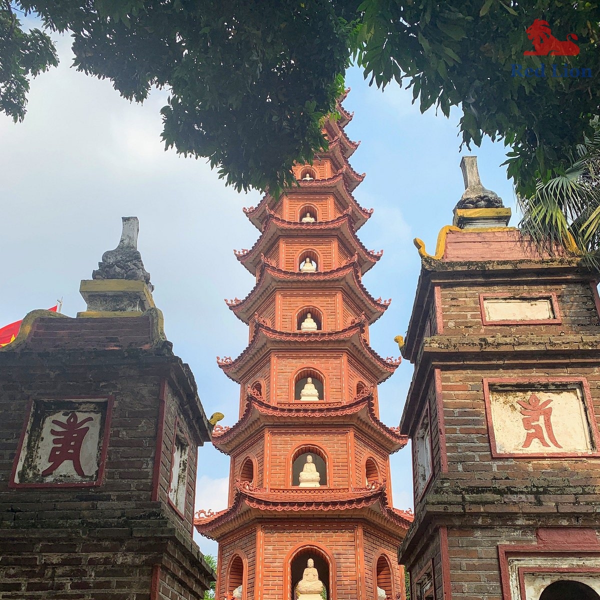 travel-ha-noi-travel-to-ha-noi-vietnam-tran-quoc-pagoda-red-lion-019-20240530-225013