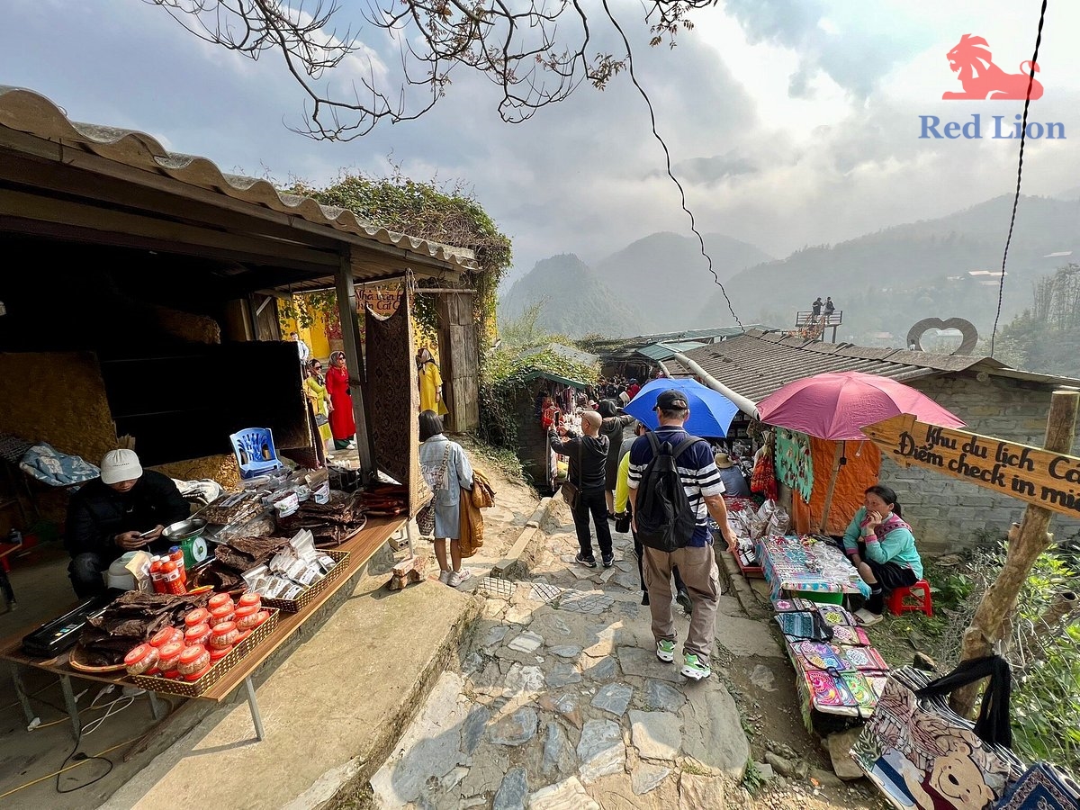 travel-sapa-travel-to-sapa-vietnam-red-lion-042-20240530-230840