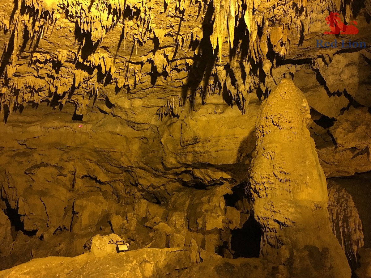 travel-cao-bang-travel-to-cao-bang-vietnam-ban-gioc-waterfalls-redlion025-20240601