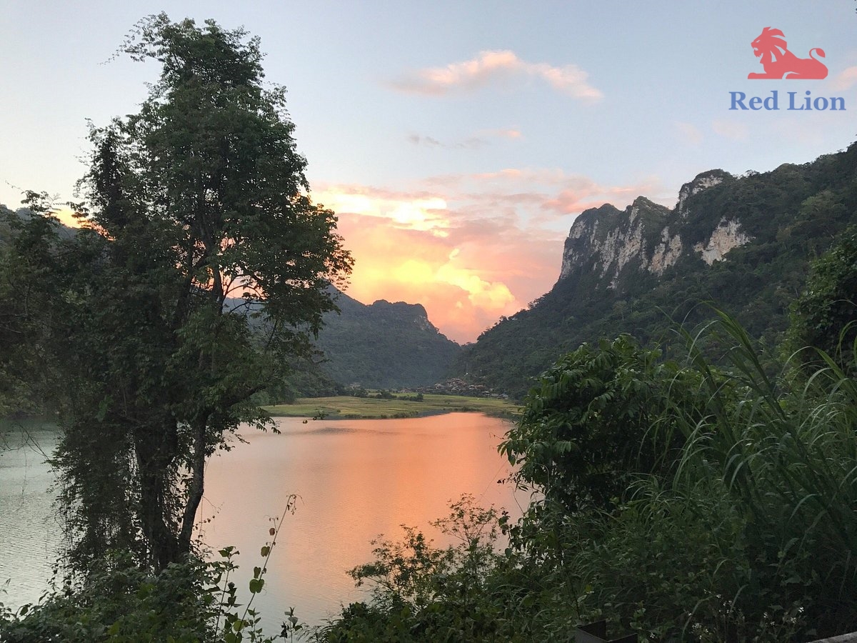 travel-cao-bang-travel-to-cao-bang-vietnam-ban-gioc-waterfalls-redlion035-20240601