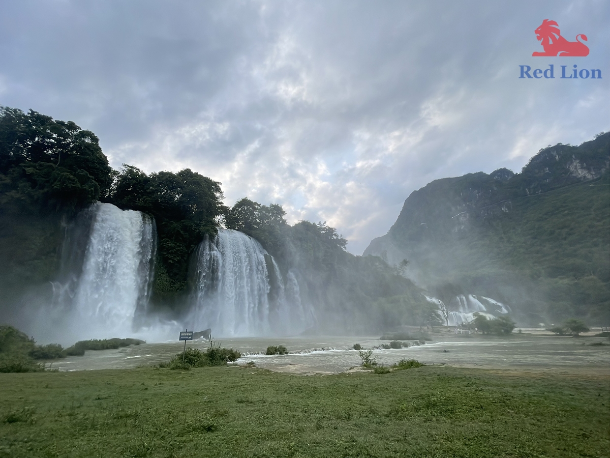 travel-cao-bang-travel-to-cao-bang-vietnam-ban-gioc-waterfalls-redlion052-20240601